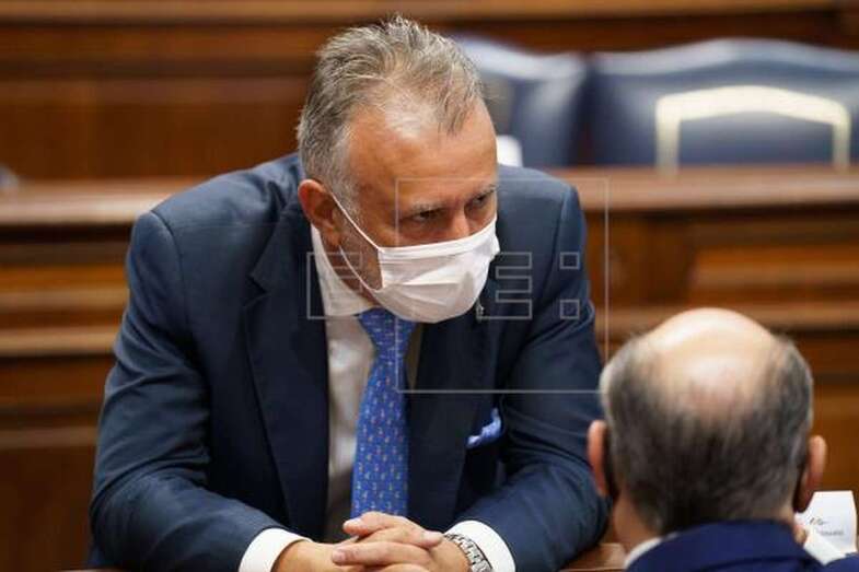 Imagen de archivo del presidente del Gobierno de Canarias, Ángel Víctor Torres / EFE Ramón de la Rocha